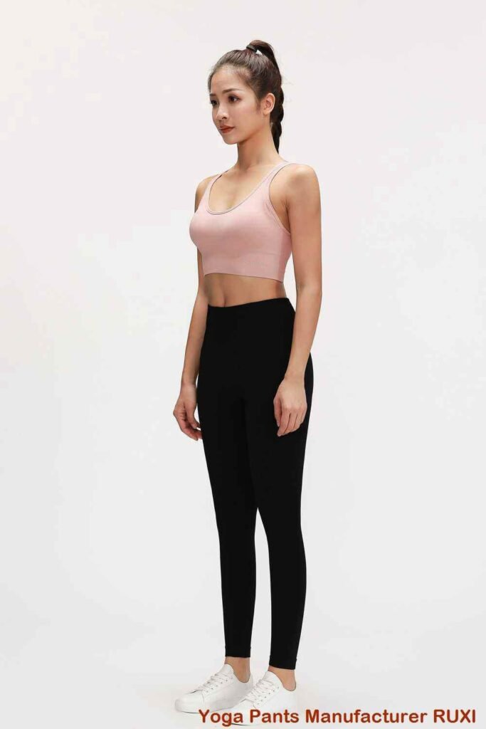 Pantalones de yoga capri con bolsillos