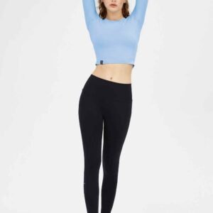Conjunto de sujetador y pantalones cortos deportivos