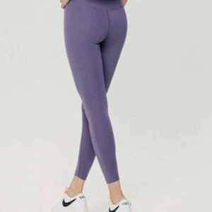 pantalones cortos de golf rojos