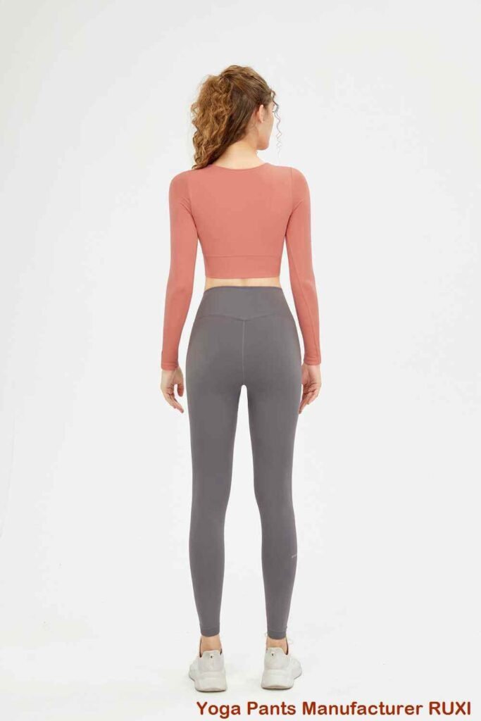 Pantalones secos para hacer senderismo en el agua