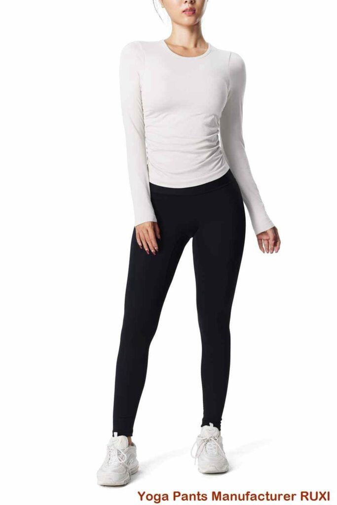 Pantalones cortos de yoga para controlar el abdomen