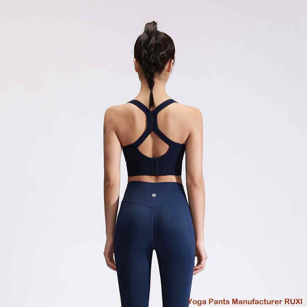 pantalones de yoga recortados