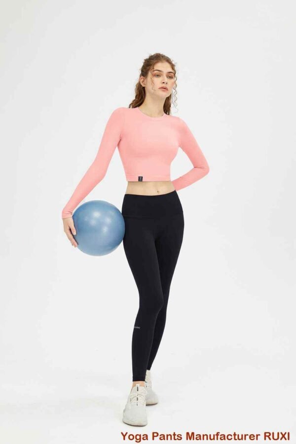 Pantalones de entrenamiento con bolsillos traseros