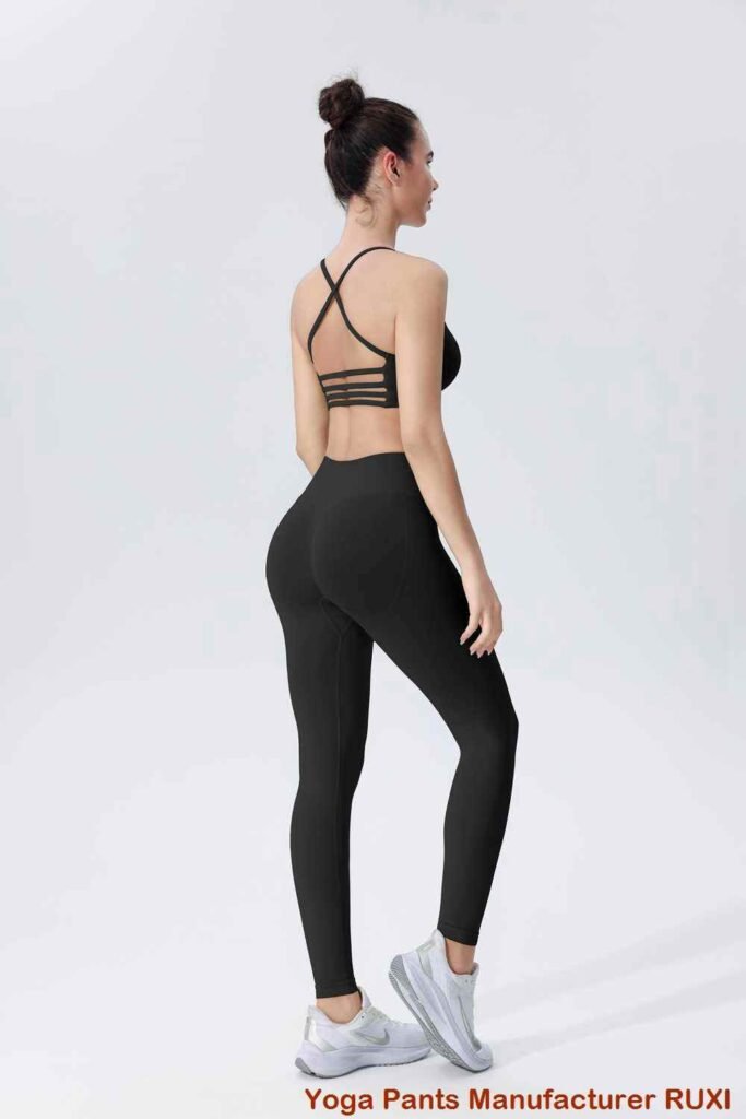 Leggings con forma de V RUXI