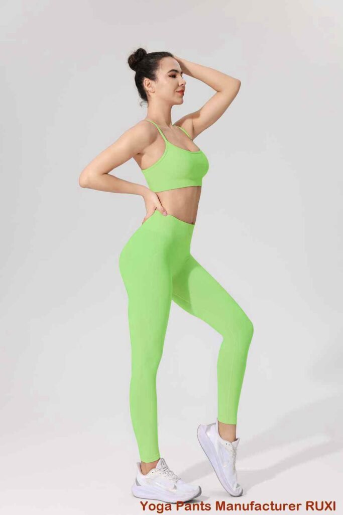 Pantalones de trabajo que se sienten como pantalones de yoga.